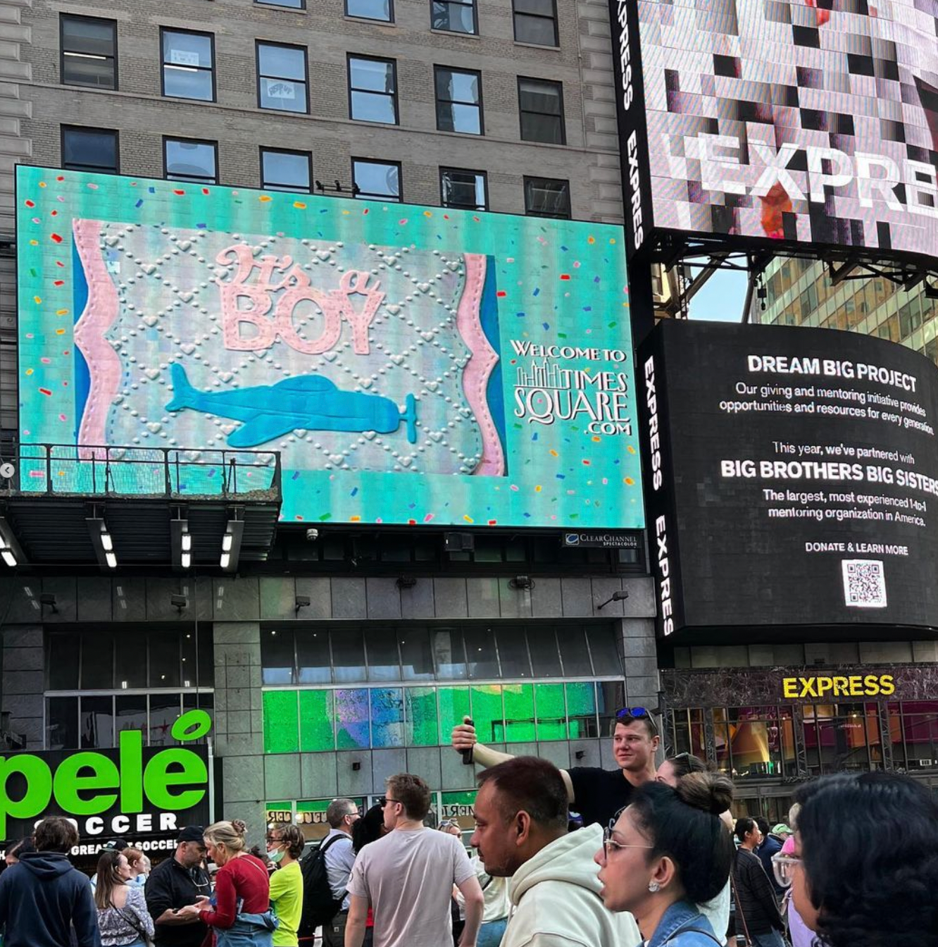Digital Screens & Billboards | Welcome To Times Square